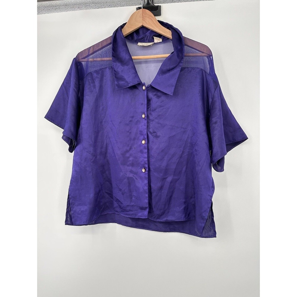 Victoria’s Secret vintage gold label shirt size S red short sleeves Purple
